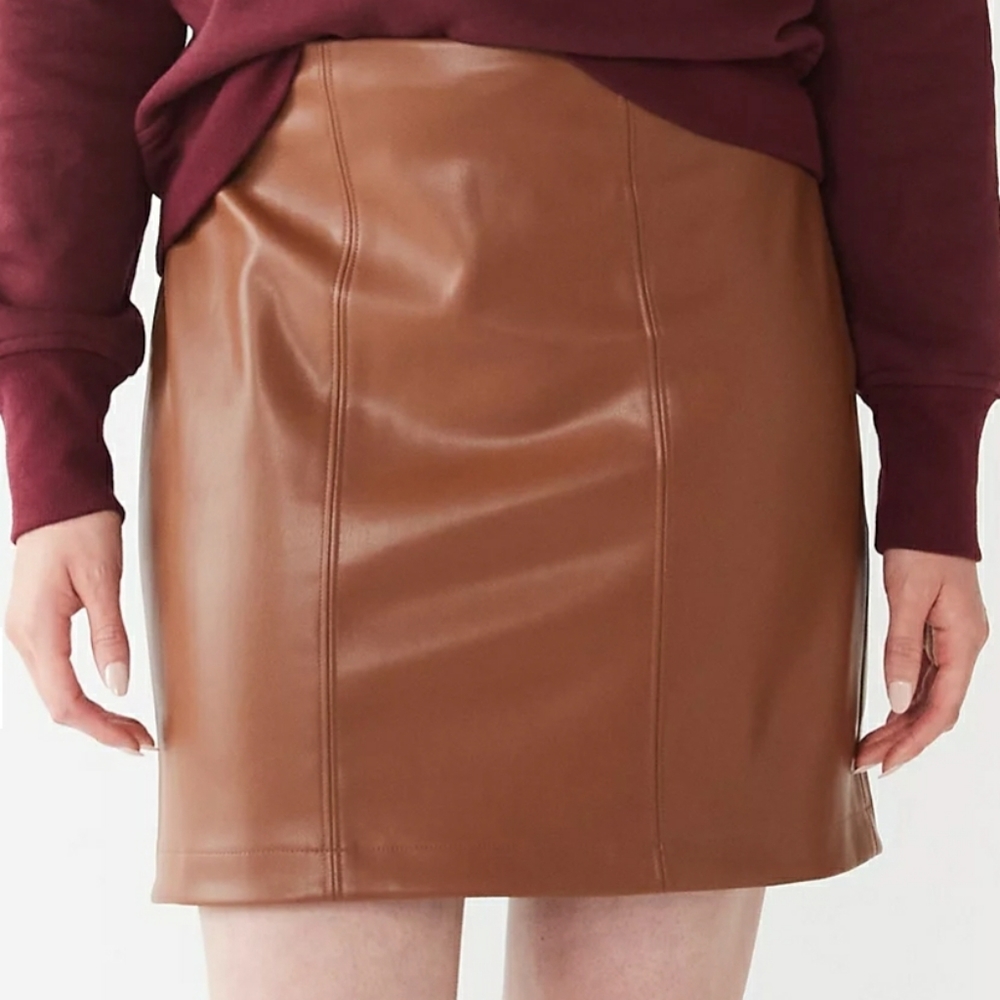 NWT Nine West Faux Leather Mini Skirt Camel